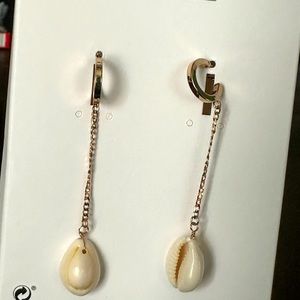 Chain earrings